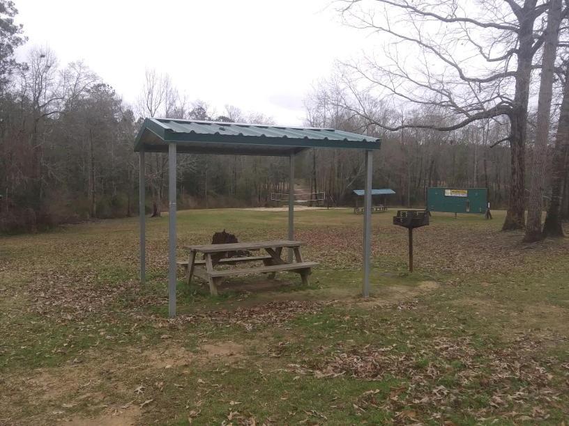 Whispering Creek Lodging & Rv Resort Newton Екстериор снимка