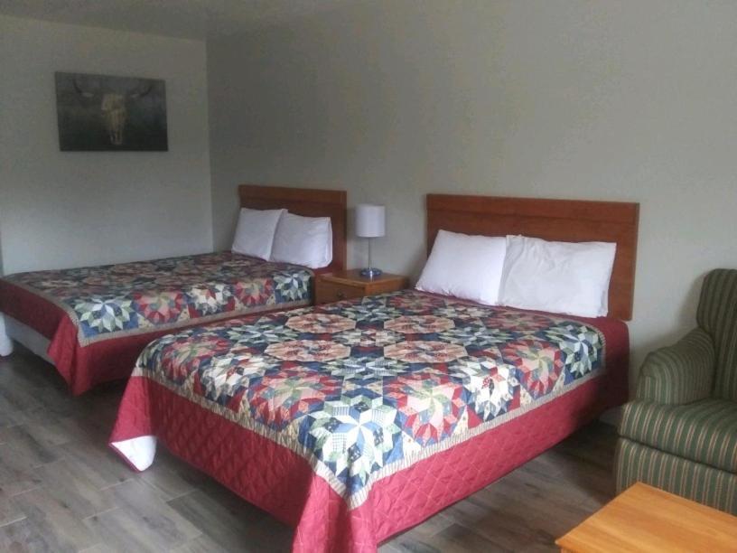 Whispering Creek Lodging & Rv Resort Newton Екстериор снимка