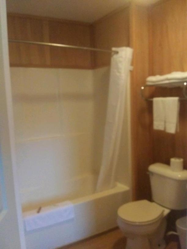 Whispering Creek Lodging & Rv Resort Newton Екстериор снимка