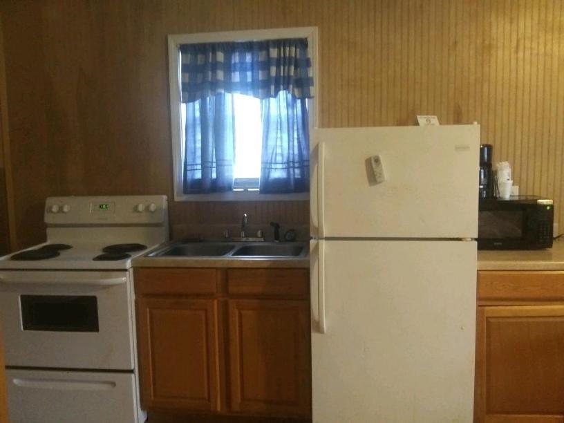 Whispering Creek Lodging & Rv Resort Newton Екстериор снимка
